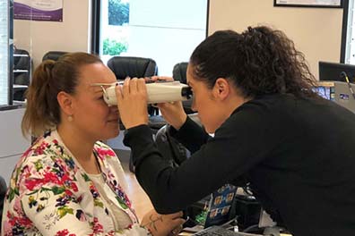 Experienced Optometrist's Staff Otometrist in South Naples, FL